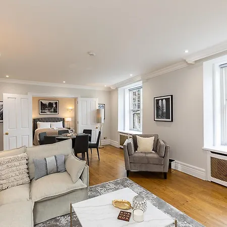 Astonishing Flats Near Mayfair & Piccadilly Circus London Exterior photo