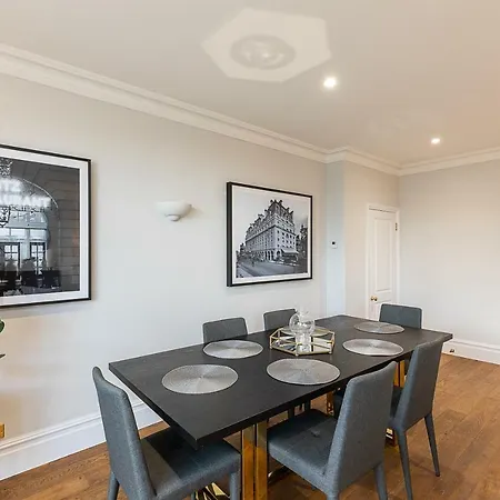 Astonishing Flats Near Mayfair & Piccadilly Circus London Exterior photo