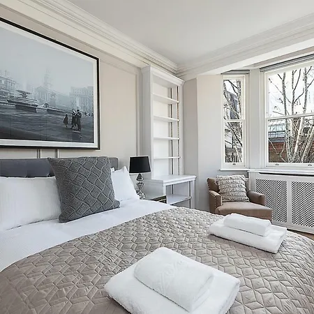 Astonishing Flats Near Mayfair & Piccadilly Circus London Exterior photo